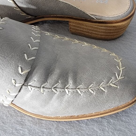 Mi iM Simone Mule Shoe Embroidered Vegan Leather Slip On Closed Toe Shoe 8.5 - Picture 9 of 12